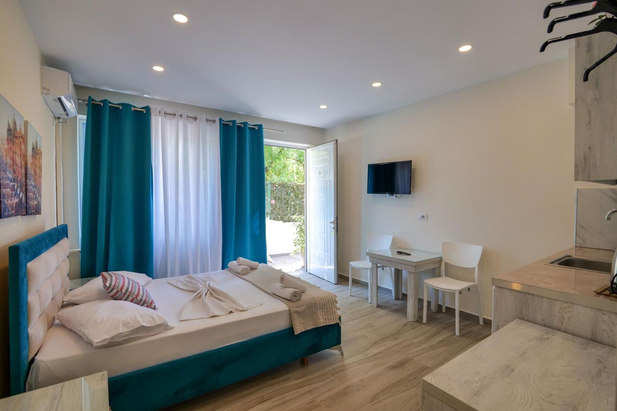 Villa Ari Ksamil Bagian luar foto